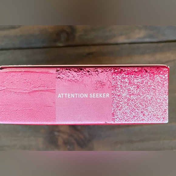 O/S One Size Cheek Clapper Attention Seeker 3D Blush Trio NIB - Picture 3 of 8